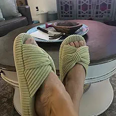 Customer wearing Chantomoo slippers