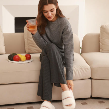 Chantomoo Chaussons pour Femmes Chaussons en Mousse à Mémoire pour Femmes Doux Confortables en Fourrure Synthétique Chaussons de Maison Douillets Intérieurs Ouverts à Deux Bandes Cadeau Chaussons（副本）（副本）