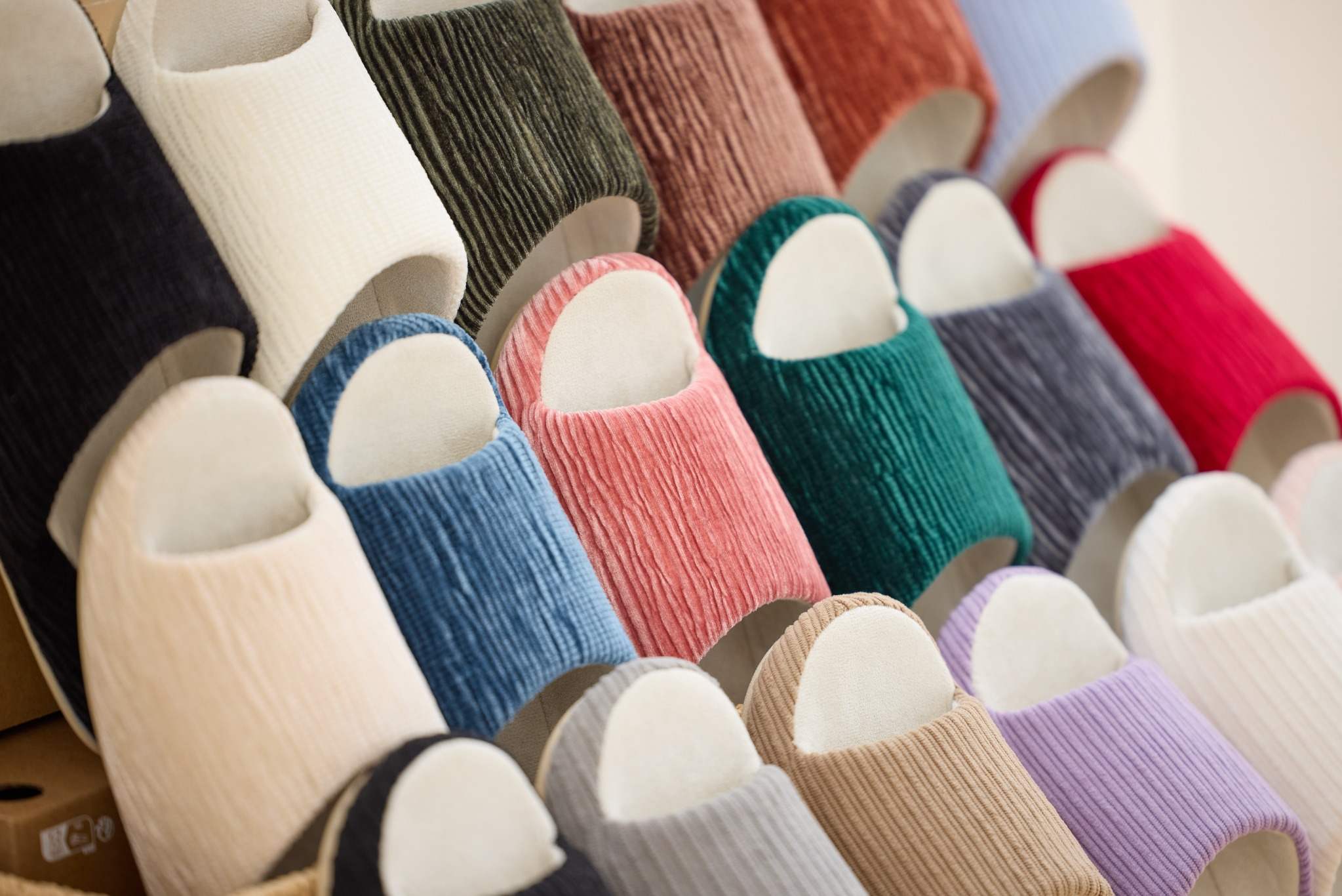 Guest Slippers in Bulk