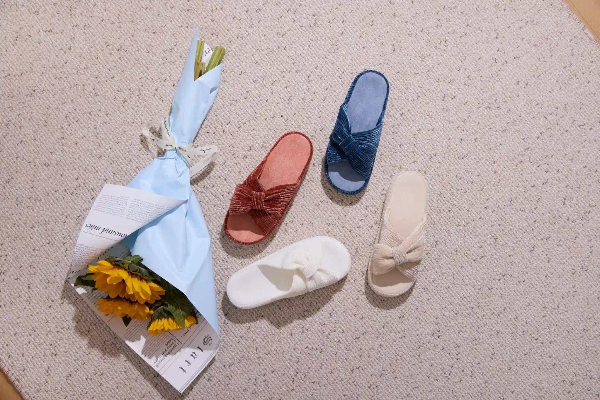 Wedding slippers in bulk for guests, bridal parties, and reception comfort.